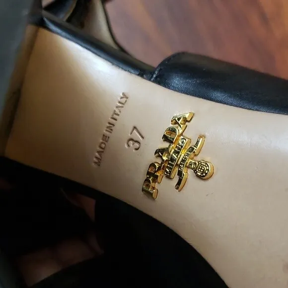 Prada Black Leather Open Toe Chunky Heels Size 37