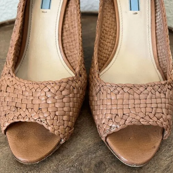 Prada Leather Woven Peep Open Toe Pump Heels Women's Size 38 US 8