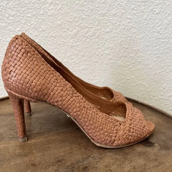 Prada Leather Woven Peep Open Toe Pump Heels Women's Size 38 US 8