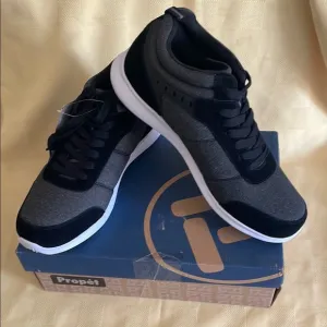 Propet Black and Gray Sneakers Lightweight Comfort