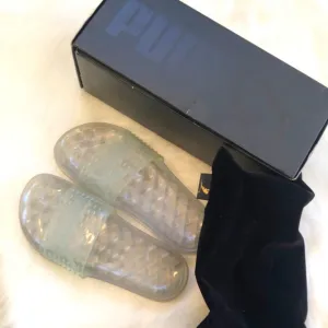 Puma FENTY Ladies Clear Jelly Slides Size 6.5