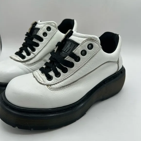 RARE Vintage Dr. Martens  Clunky White Leather 7 Eye Oxfords Made in England