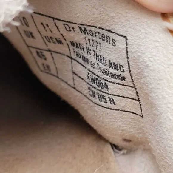 RARE HTF Dr Martens Erica Tan Suede Leather Mocassin Loafer Drawstring Clogs 11
