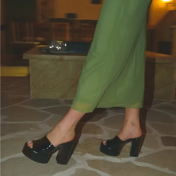 RAVINA PLATFORM HEELS BLACK