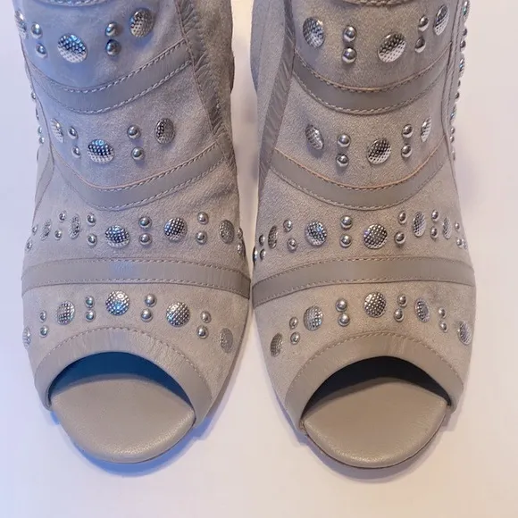Rebecca Minkoff Mila Runway Studded Open Toe Booties Size 8