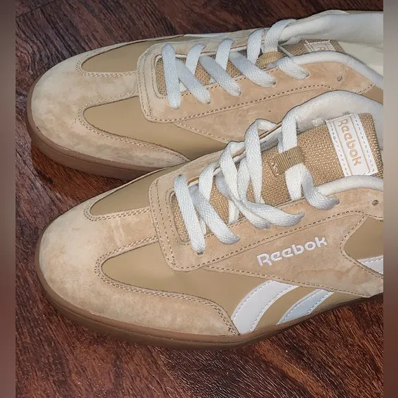 Reebok size 10