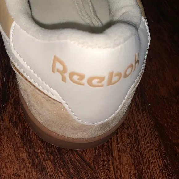 Reebok size 10