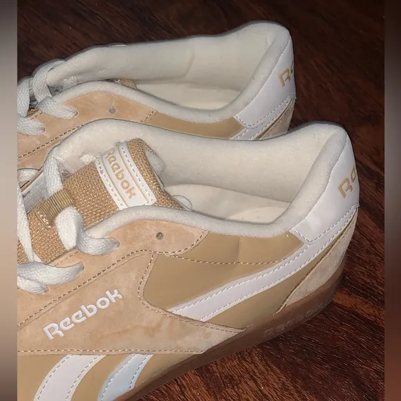 Reebok size 10