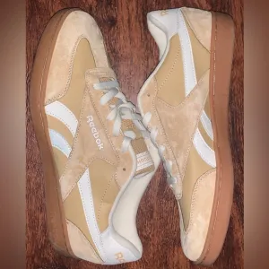 Reebok size 10