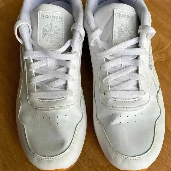 Reebok Women’s Classic Harman Run Sneaker, White, Size 10