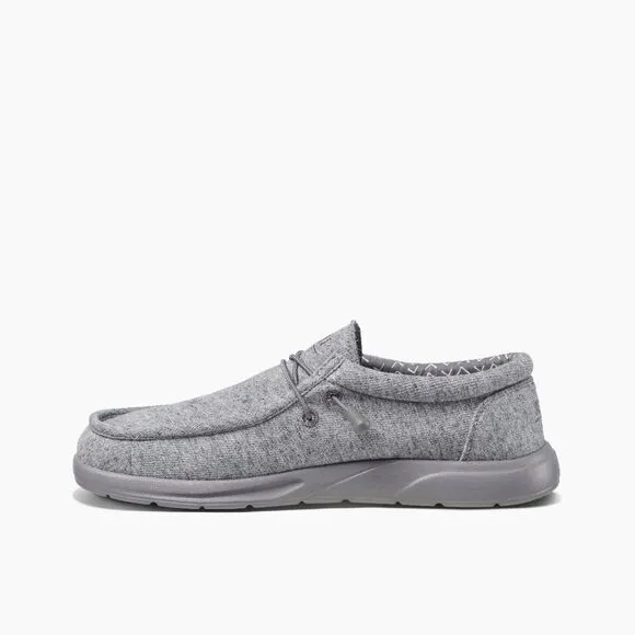 Reef Cushion Coast Size 8 in Light Grey NWT in Box