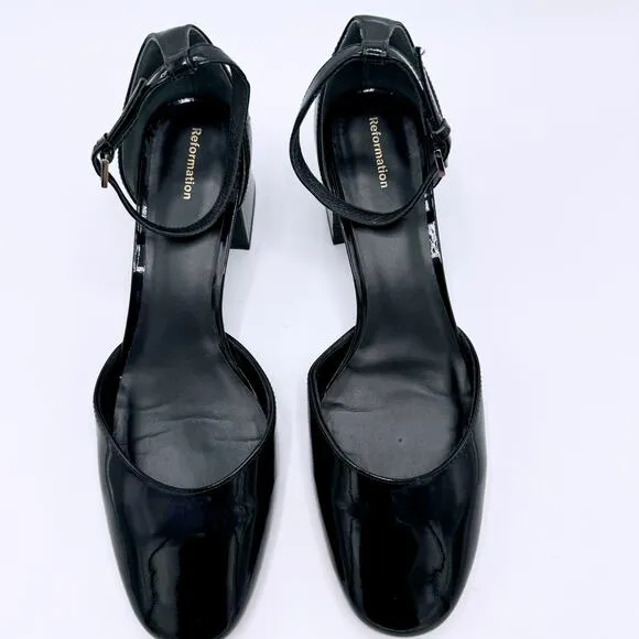 Reformation Mallori Closed Toe Heels