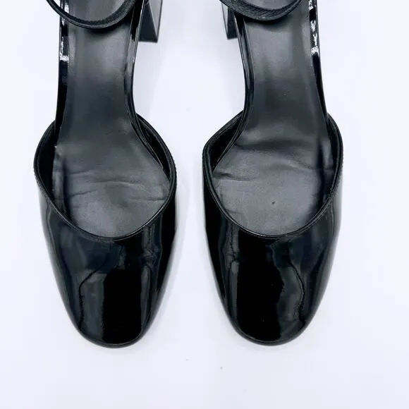 Reformation Mallori Closed Toe Heels