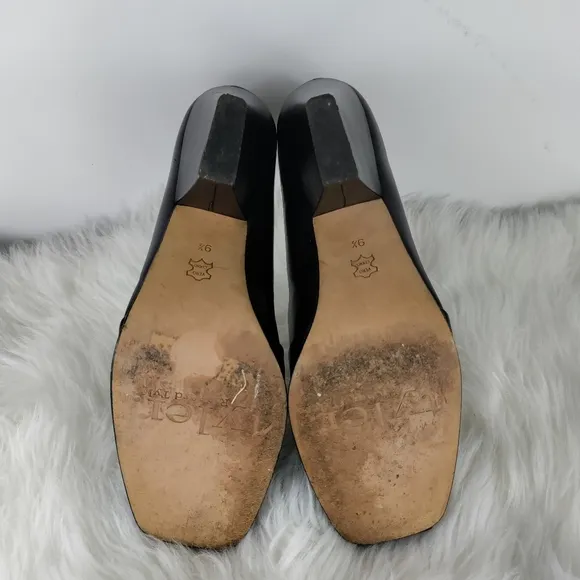 Richard Tyler Black Leather Chunky Block Heels