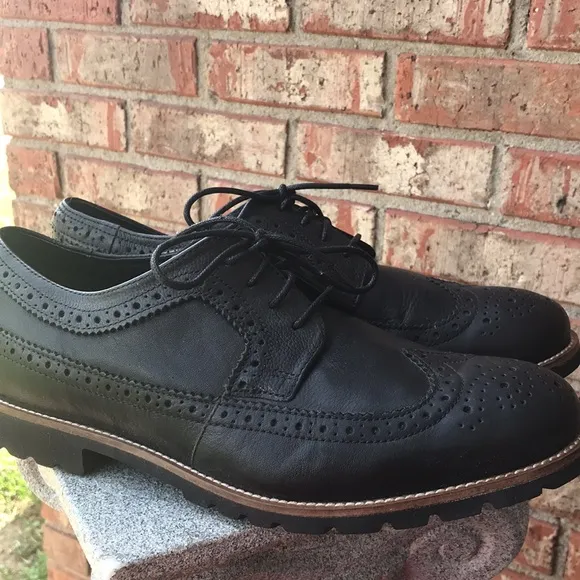 ROCKPORT Black Leather Vintage Swinger Style Oxfords