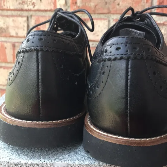 ROCKPORT Black Leather Vintage Swinger Style Oxfords