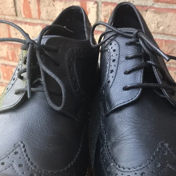 ROCKPORT Black Leather Vintage Swinger Style Oxfords