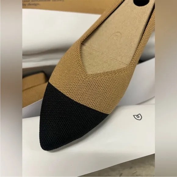 Rothy’s The High Point Wren Captoe - Block Heels
