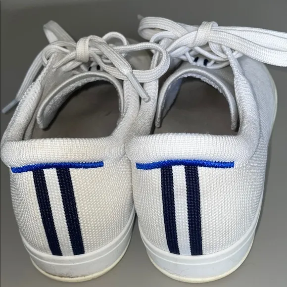 Rothys the lace up sneaker women’s 9 white sneakers