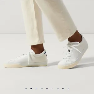 Rothys the lace up sneaker women’s 9 white sneakers