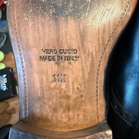 Saks Fifth Avenue / Vero Cuoio Black Leather Oxfords / Wood Sole Handmade
