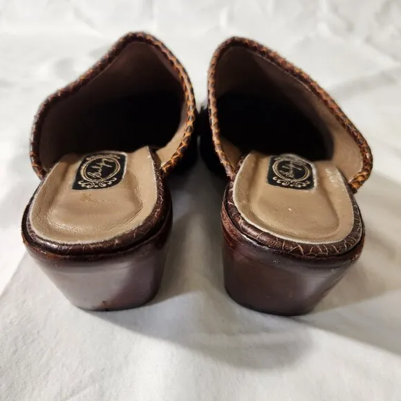 Salpy Women's Brown Size 6.5 USA Handmade Leather Pointed Toe Mules Clogs Casual