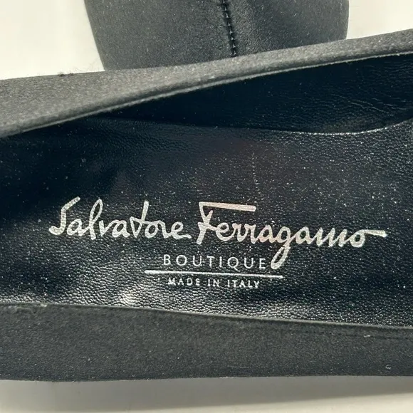 Salvatore Ferragamo Black Gloria Satin Bow Flats Size 7.5 B