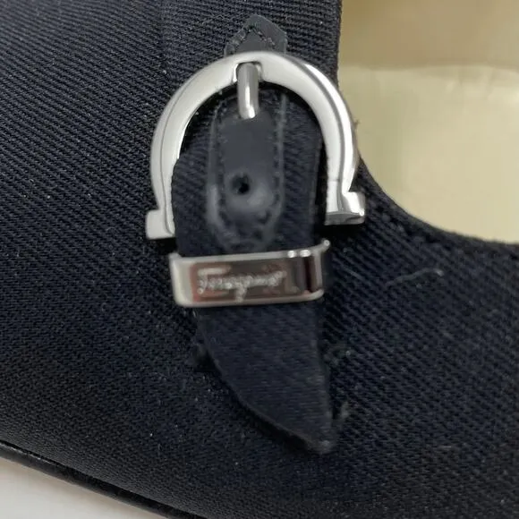 Salvatore Ferragamo Boutique Women’s Size 9AA Black Fabric Pump Stacked Heel