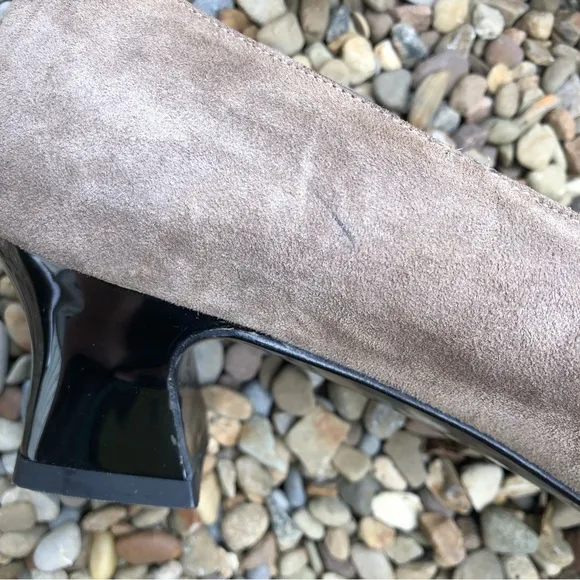SALVATORE FERRAGAMO Florence Taupe Brown Suede Slip On PUMPS Block Heels 7 B‌‌