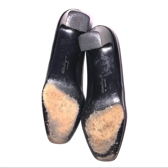 SALVATORE FERRAGAMO LEATHER HEELS
