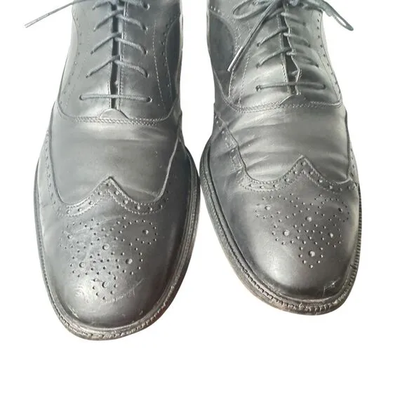 Salvatore Ferragamo Made in Italy Black Calfskin Leather Wingtips Oxfords 11D