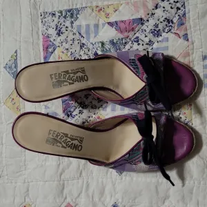 Salvatore Ferragamo Purple Butterfly Print Slide Heels Size 10 B