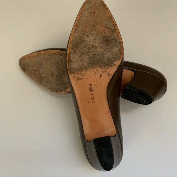 Salvatore Ferragamo Vintage heels almond toe small heel