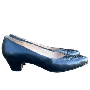 Salvatore Ferragamo Vintage heels, size 6 1/2, black