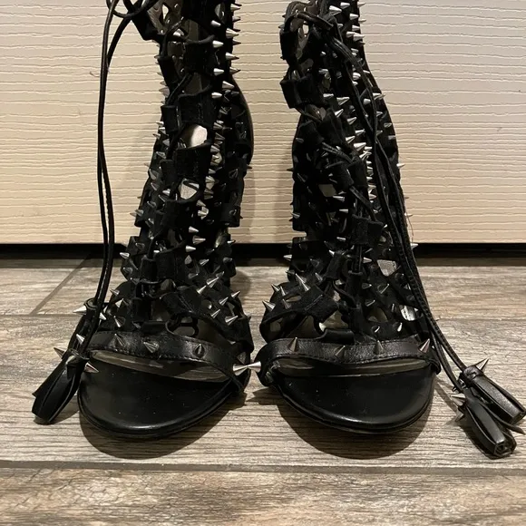 Sam Edelman Black Spike Lace Up Cut-Out Heels Size 10