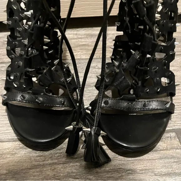 Sam Edelman Black Spike Lace Up Cut-Out Heels Size 10