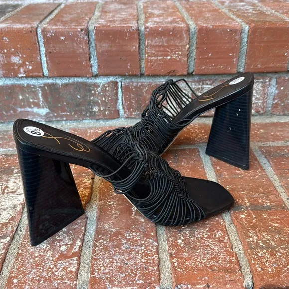 Sam Edelman Laurette Block Heel Mule Sandal in Black Women's Size 8.5
