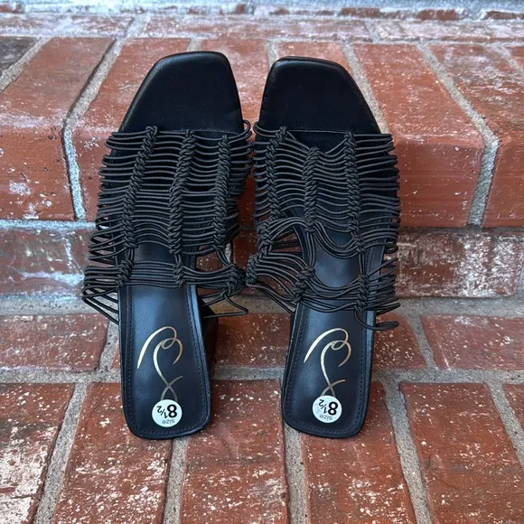 Sam Edelman Laurette Block Heel Mule Sandal in Black Women's Size 8.5