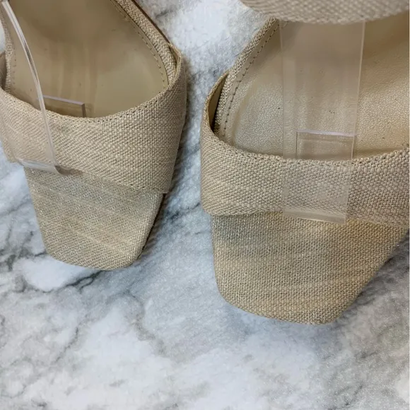 Sam Edelman New York sandal heels tan/gold tone , large buckles, very elegant.