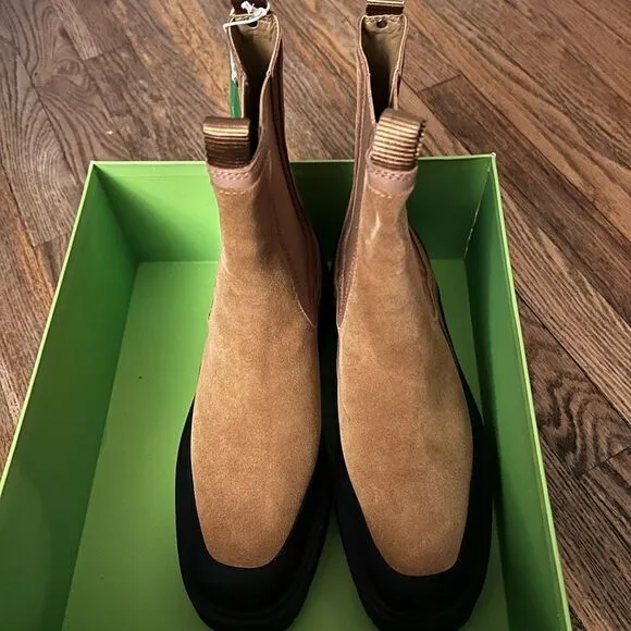Sam Edelman water repellent Boot