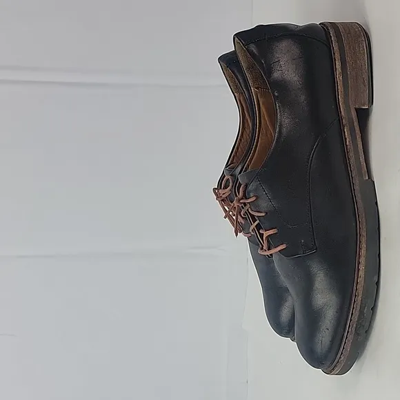 SAMUEL HUBBARD 'All Aboard' Leather Women's Oxfords.