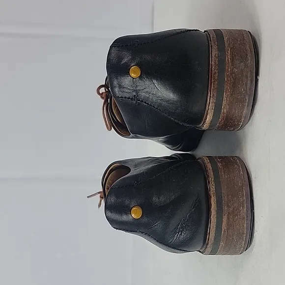 SAMUEL HUBBARD 'All Aboard' Leather Women's Oxfords.