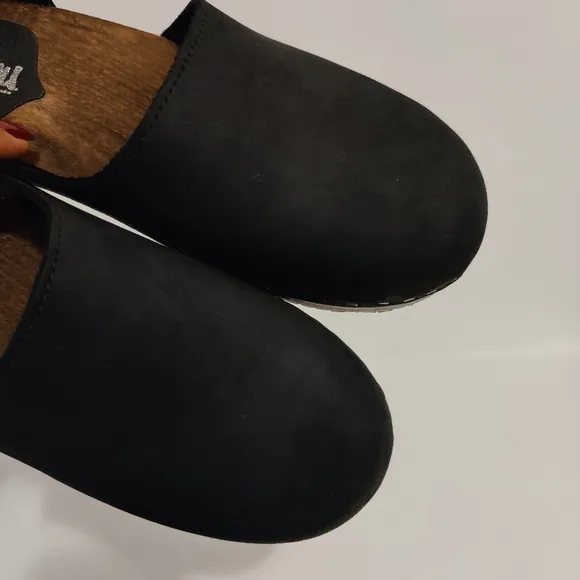 Sandgrens Swedish Handmade Wooden Closed Back Clog| Brett Low