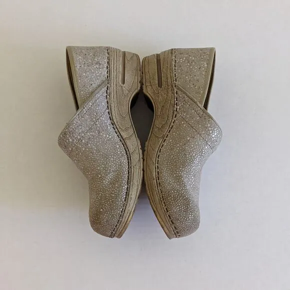 Sanita Alisa Professional Clogs Sz 41/9.5-10 Beige Original Danish Clogs