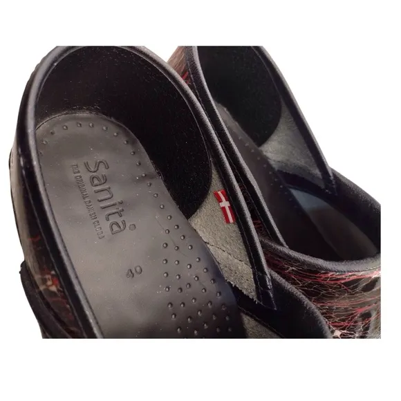 SANITA Balasia Patent Leather Clogs Geometric Size 40 Slip on Mule Nursing Shoe
