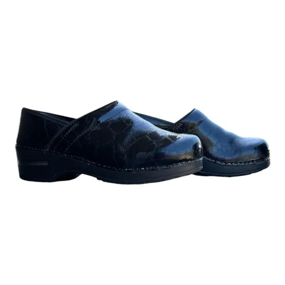 Sanita Black Patent Leather Clogs Size 38 Comfort Work Shoes Original Danish
