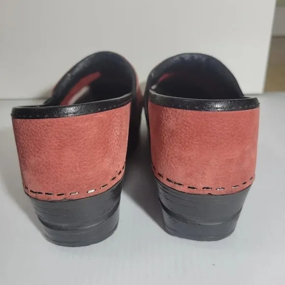 Sanita danish clogs closed back rust dark red colour size 36 size 5
