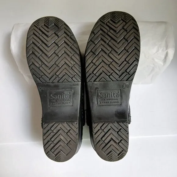 Sanita Danish Green Pebbled Closed Slip On Clogs Discontinued Color Sz 38 US 7.5