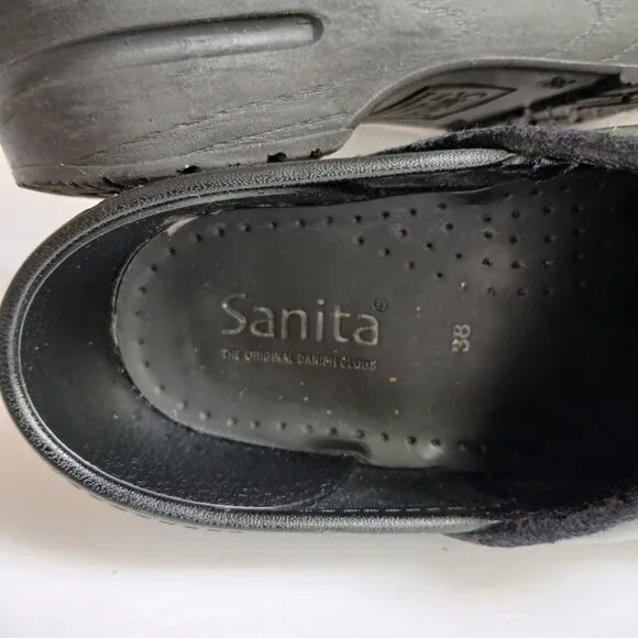 Sanita Danish Green Pebbled Closed Slip On Clogs Discontinued Color Sz 38 US 7.5
