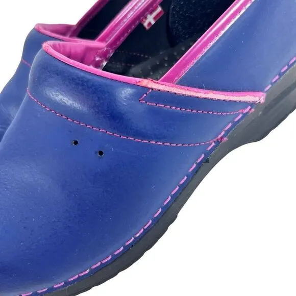 Sanita Professional San Flex Closed Back Clogs in Blue/Pink